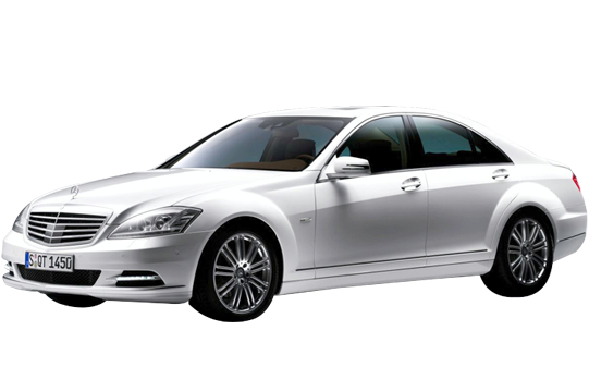 Toyota Qualis On Rent